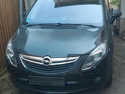 Schwarz Gebraucht 2012 Opel Zafira Tourer Van / Kleinbus | 6.000 € (Guter Preis)