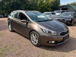 Braun Gebraucht 2013 Kia Ceed Edition 7 Limousine | 6.900 € (Fairer Preis)