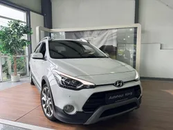 Weiß Gebraucht 2018 Hyundai i20 Active Kleinwagen | 12.950 € (Fairer Preis)