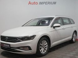 Weiß Gebraucht 2021 VW Passat Business Kombi | 25.490 € (Fairer Preis)