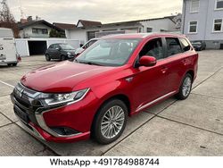 Rot Gebraucht 2019 Mitsubishi Outlander P-HEV SUV | 19.980 € (Guter Preis)
