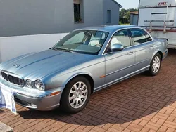 Blau Gebraucht 2004 Jaguar XJ8 Limousine | 14.900 €