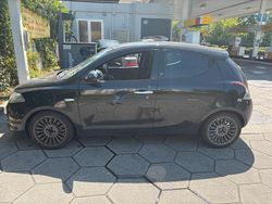 Schwarz Gebraucht 2013 Lancia Ypsilon Kleinwagen | 4.699 €