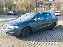 Grau Gebraucht 2009 VW Passat Kombi | 3.000 € (Fairer Preis)