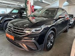Schwarz Gebraucht 2023 VW Tiguan Allspace Move SUV | 29.880 € (Guter Preis)