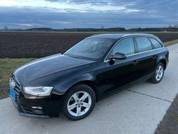 Schwarz Gebraucht 2012 Audi A4 Ambiente Kombi | 8.300 € (Fairer Preis)