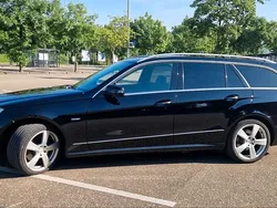 Schwarz Gebraucht 2025 Mercedes E250 Avantgarde Limousine | 8.799 €