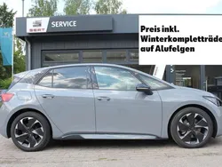 Vapor grey Gebraucht 2023 Cupra Born Kleinwagen | 24.690 € (Guter Preis)