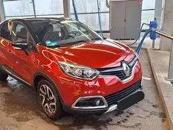Rot Gebraucht 2015 Renault Captur XMOD SUV | 11.990 € (Etwas zu teuer)