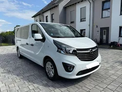 Weiß Gebraucht 2017 Opel Vivaro Active Van | 22.900 €