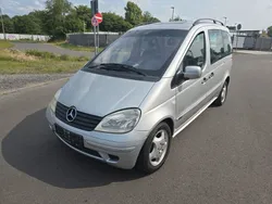 Silber Gebraucht 2002 Mercedes Vaneo Van / Kleinbus | 3.980 € (Fairer Preis)