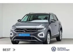 Indiumgrau metallic/schwarz Gebraucht 2024 VW T-Roc Style SUV | 28.949 € (Guter Preis)