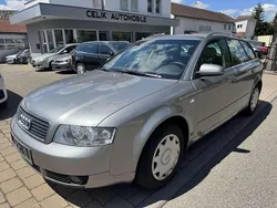 Grau Gebraucht 2004 Audi A4 Kombi | 500 € (Superpreis)