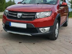 Rot Gebraucht 2013 Dacia Sandero Prestige Kleinwagen | 4.350 €