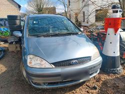 Blau Gebraucht 2004 Ford Galaxy Futura Van / Kleinbus | 1.450 € (Superpreis)