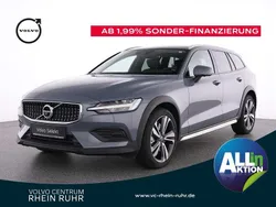 Grau thunder grey / metallic Gebraucht 2022 Volvo V60 CC Kombi | 36.850 € (Guter Preis)