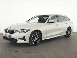 Brillantweiss Gebraucht 2022 BMW 330 Sport Line Limousine | 32.262 € (Guter Preis)