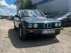 Blau Gebraucht 1985 BMW 318 Basis Coupé | 6.850 €