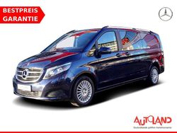 Blau Gebraucht 2018 Mercedes V220 Van / Kleinbus | 38.990 € (Teuer)