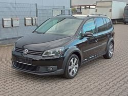 Schwarz Gebraucht 2012 VW Touran Cross Match Van / Kleinbus | 9.990 € (Teuer)