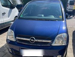 Blau Gebraucht 2004 Opel Meriva Edition Van / Kleinbus | 2.000 € (Fairer Preis)