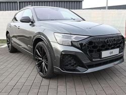 Mythosschwarz metallic Neu 2025 Audi Q8 Business SUV | 107.619 € (Guter Preis)