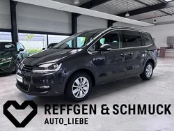 Grau (uranograu) Gebraucht 2019 VW Sharan Comfortline Van / Kleinbus | 28.790 € (Etwas zu teuer)