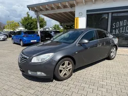 Karbongrau (metallic) Gebraucht 2011 Opel Insignia Edition Limousine | 4.300 € (Guter Preis)