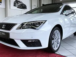 Weiß Gebraucht 2020 Seat Leon XCELLENCE Limousine | 18.490 € (Fairer Preis)