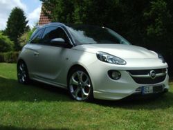 Weiß Gebraucht 2015 Opel Adam OPC Kleinwagen | 9.499 € (Fairer Preis)