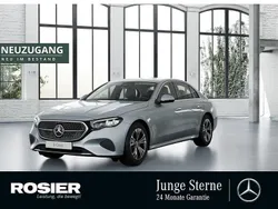 Silber / hightechsilber (metallic) Gebraucht 2024 Mercedes E220 Avantgarde Limousine | 49.825 € (Guter Preis)