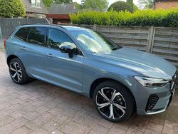 Grau Gebraucht 2023 Volvo XC60 Ultimate SUV | 44.900 € (Fairer Preis)
