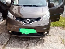 Braun Gebraucht 2015 Nissan NV200 Van | 16.950 €