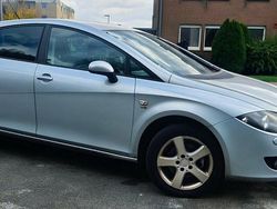 Silber Gebraucht 2009 Seat Leon Kleinwagen | 2.000 € (Superpreis)