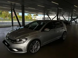Silber Gebraucht 2018 VW Golf VII Limousine | 17.000 € (Etwas zu teuer)