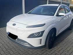 Weiß Gebraucht 2022 Hyundai Kona Trend SUV | 17.900 € (Fairer Preis)