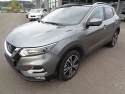 Grau Gebraucht 2019 Nissan Qashqai SUV | 19.999 € (Etwas zu teuer)