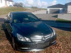 Schwarz Gebraucht 2012 Mercedes E250 Coupé | 13.500 €