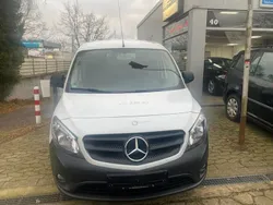 Weiß Gebraucht 2018 Mercedes Citan 109 Van / Kleinbus | 10.490 € (Fairer Preis)