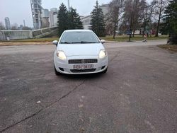 Weiß Gebraucht 2009 Fiat Punto Active Limousine | 1.250 € (Superpreis)