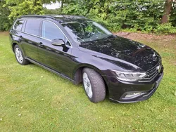 Schwarz Gebraucht 2019 VW Passat Business Kombi | 17.500 € (Guter Preis)