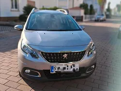 Silber Gebraucht 2018 Peugeot 2008 SUV | 6.900 € (Guter Preis)