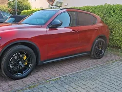 Rot Gebraucht 2019 Alfa Romeo Stelvio SUV | 26.500 € (Fairer Preis)