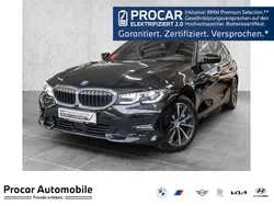 Schwarz uni Gebraucht 2022 BMW 320e Sport Line Kombi | 25.990 € (Fairer Preis)