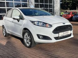 Weiß Gebraucht 2014 Ford Fiesta SYNC Edition Kleinwagen | 7.300 € (Fairer Preis)