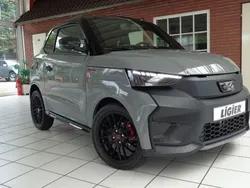 Asphaltgrau Neu 2025 Ligier JS50 Kleinwagen | 22.375 € (Teuer)