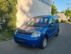 Blau Gebraucht 2005 Citroën Berlingo Van / Kleinbus | 2.250 € (Etwas zu teuer)