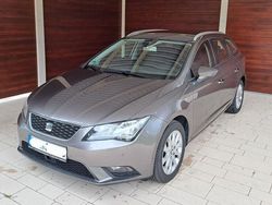 Grau Gebraucht 2015 Seat Leon ST Style Kombi | 7.799 € (Fairer Preis)