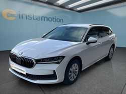Weiß Neu 2025 Skoda Superb Kombi | 42.299 € (Guter Preis)
