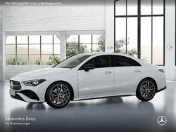 Weiß Gebraucht 2025 Mercedes CLA250e AMG Limousine | 49.990 €